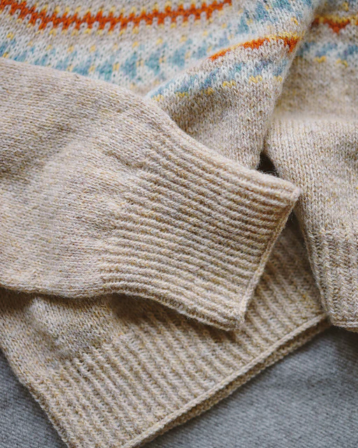 Amikomi Yoke Cardigan & Pullover by Noriko Ichikawa - Image 5